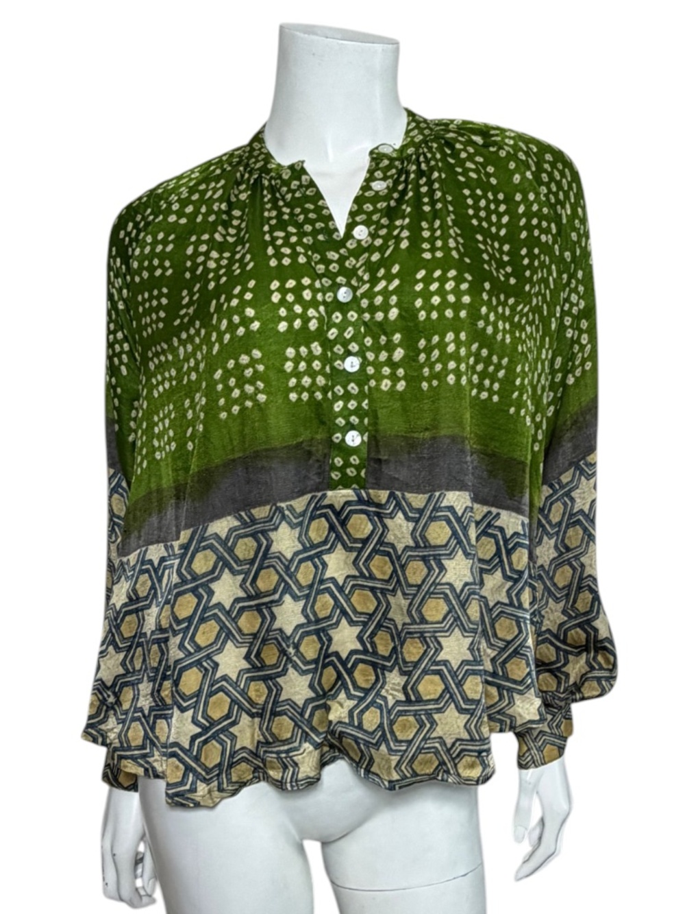 V.DE.VINSTER 100% Silk Bandhani Geometric Blouse Size S Green